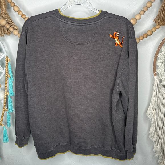 Vintage Winnie the Pooh Tigger Gray Crewneck - Picture 6 of 6